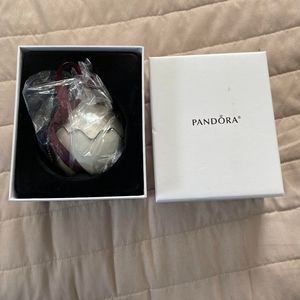 Pandora 2018 Christmas porcelain ornament